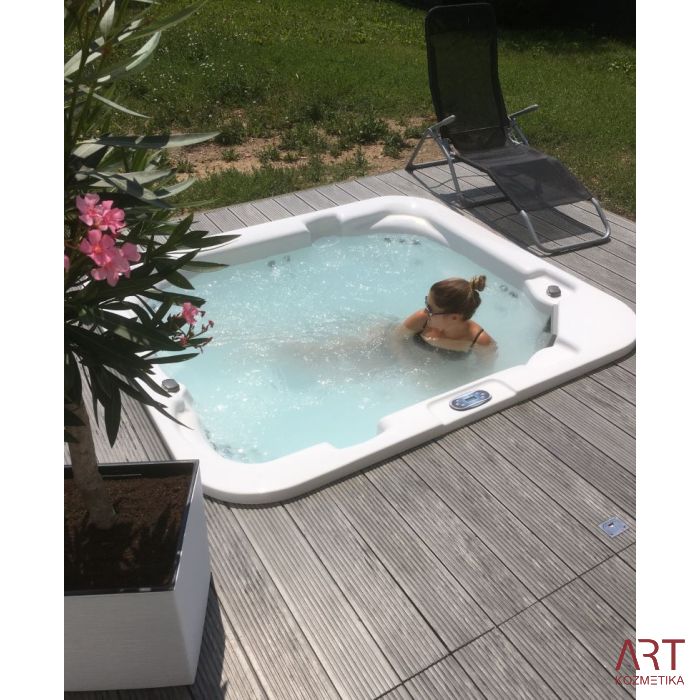 Zunanji SPA masažni bazen ART - Taurus